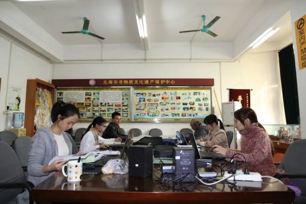  沙尔克零四逆袭战提前保级成功  